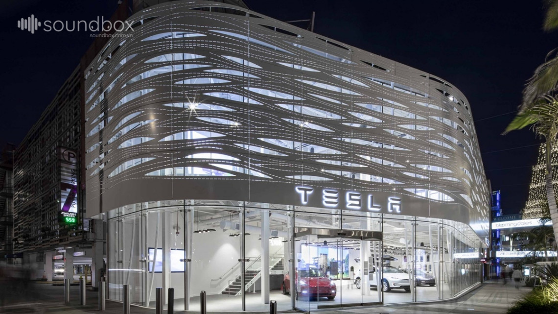Showroom ô tô Tesla, Santa Monica, California, Mỹ 07